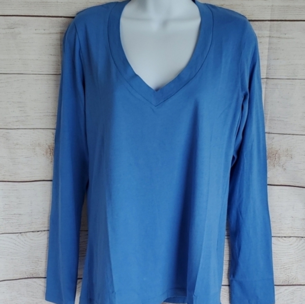 Island Company Visitor Long Sleeve V-Neck Tee Size Large